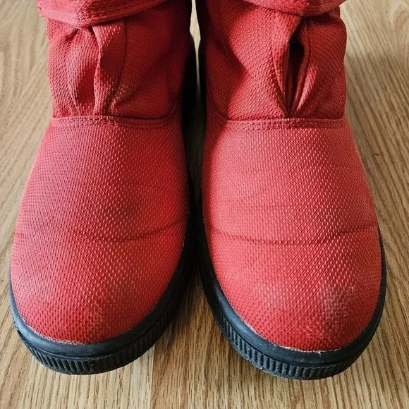 Olang Quilted Padded Winter Snow Ankle Boots Cherry Red Size 39. - Picture 12 of 14